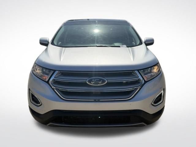 Used 2017 Ford Edge Titanium w/ Equipment Group 301A AWD/4WD image 2