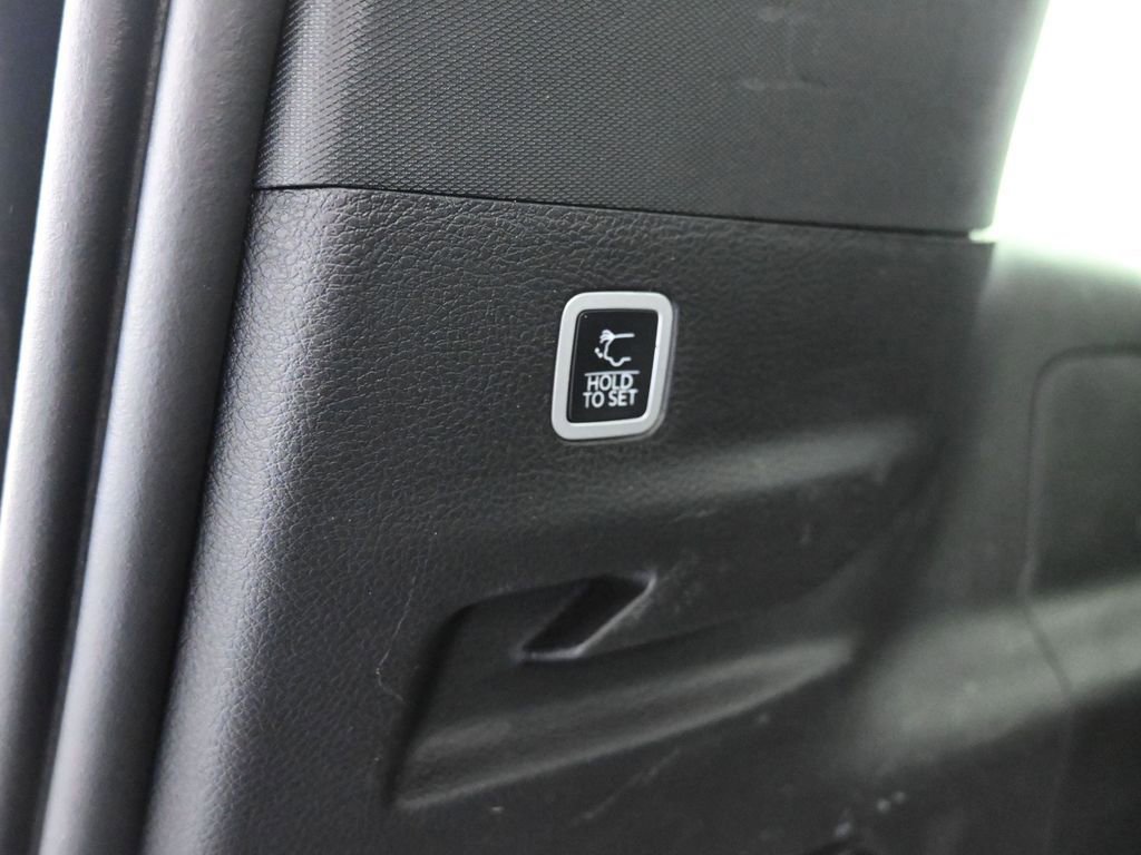 Used 2024 Jeep Grand Wagoneer L 4WD image 27