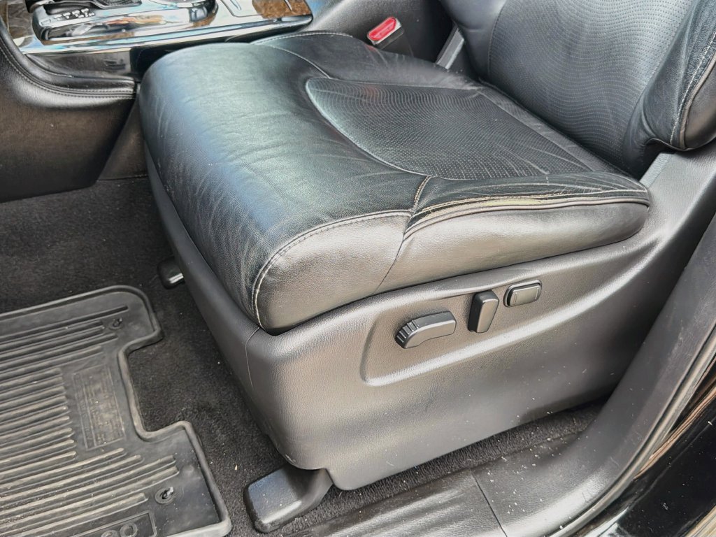 Used 2016 INFINITI QX80 4WD w/ Driver's Assistance Package image 22