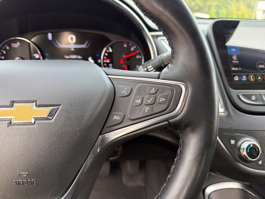 Used 2024 Chevrolet Malibu LT FWD image 17