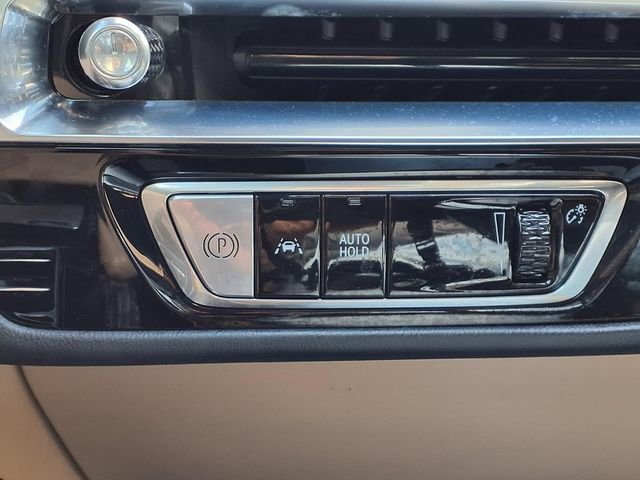 Used 2024 Cadillac Lyriq Luxury w/ Nappa Leather Package AWD/4WD image 14