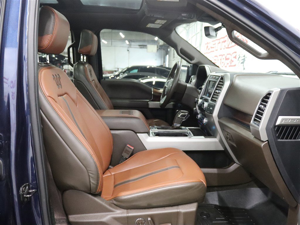 Used 2018 Ford F150 King Ranch w/ Equipment Group 601A Luxury AWD/4WD image 28