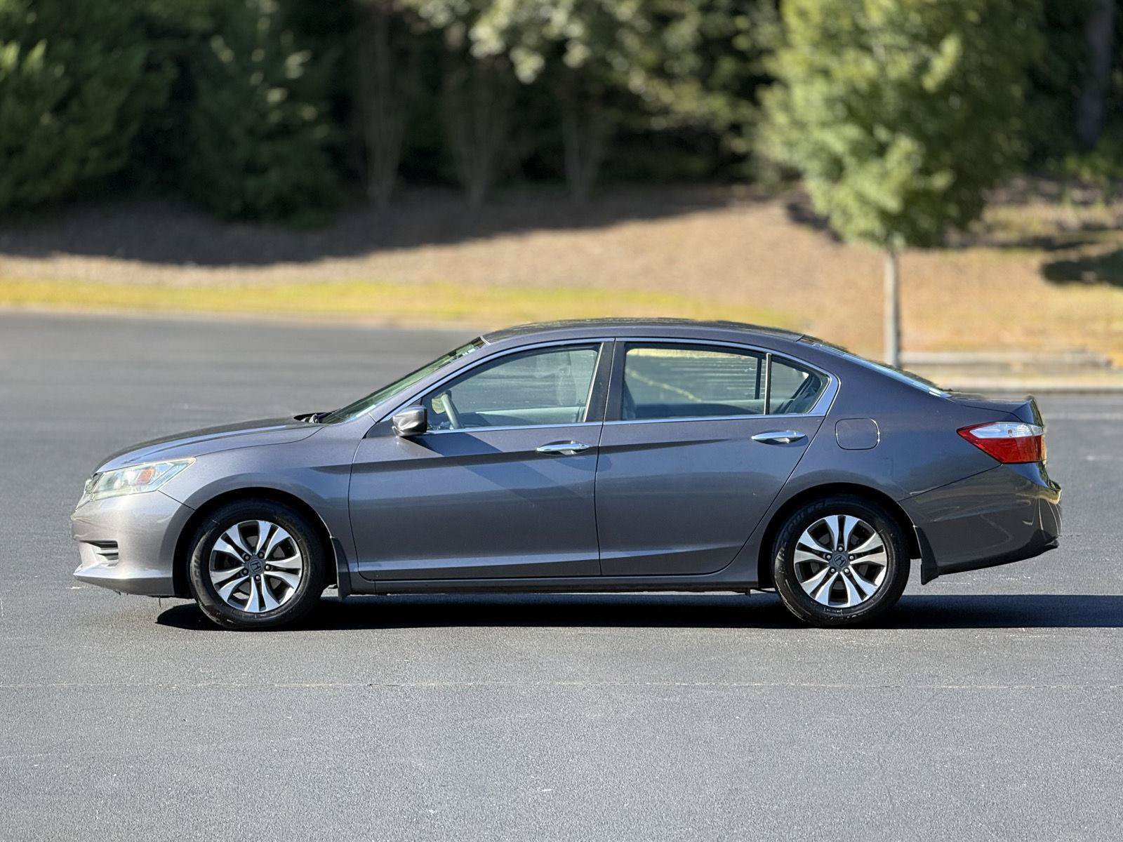 Used 2013 Honda Accord LX image 8