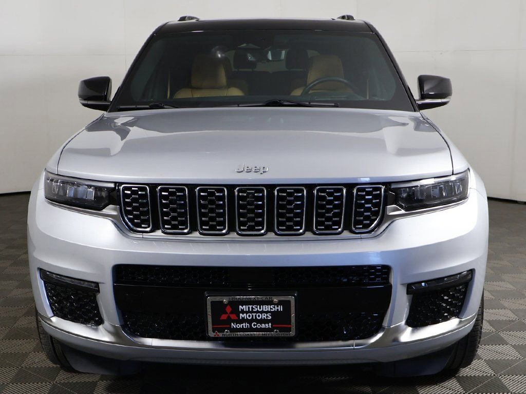 Used 2024 Jeep Grand Cherokee L Summit w/ Advanced Protech Group IV image 17