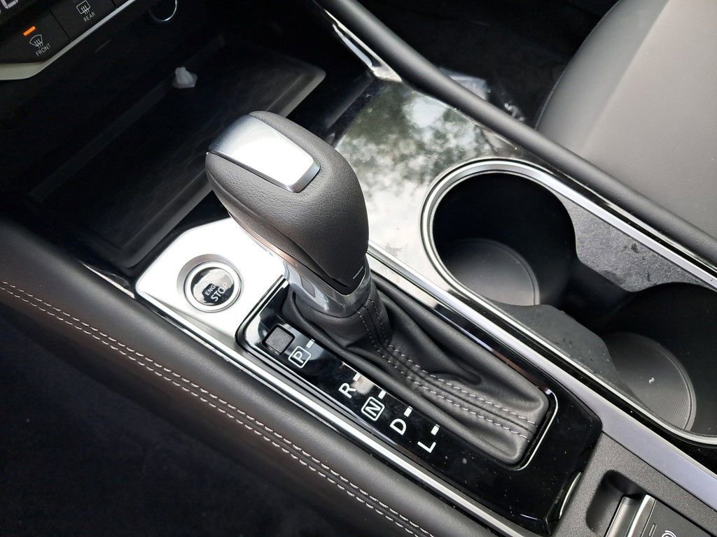 New 2025 Nissan Altima 2.5 SL AWD/4WD image 25