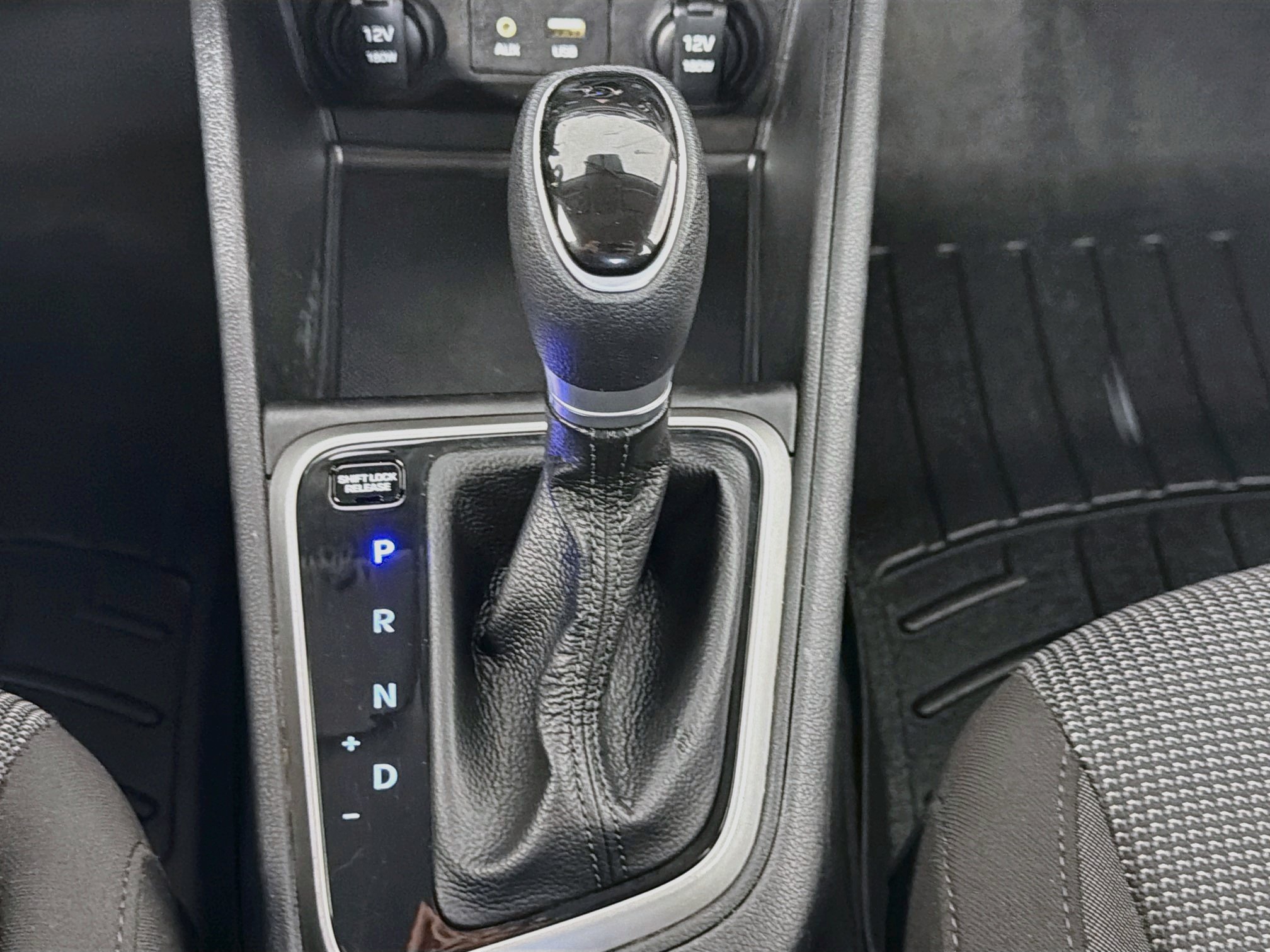 Used 2022 Hyundai Accent SE FWD image 23