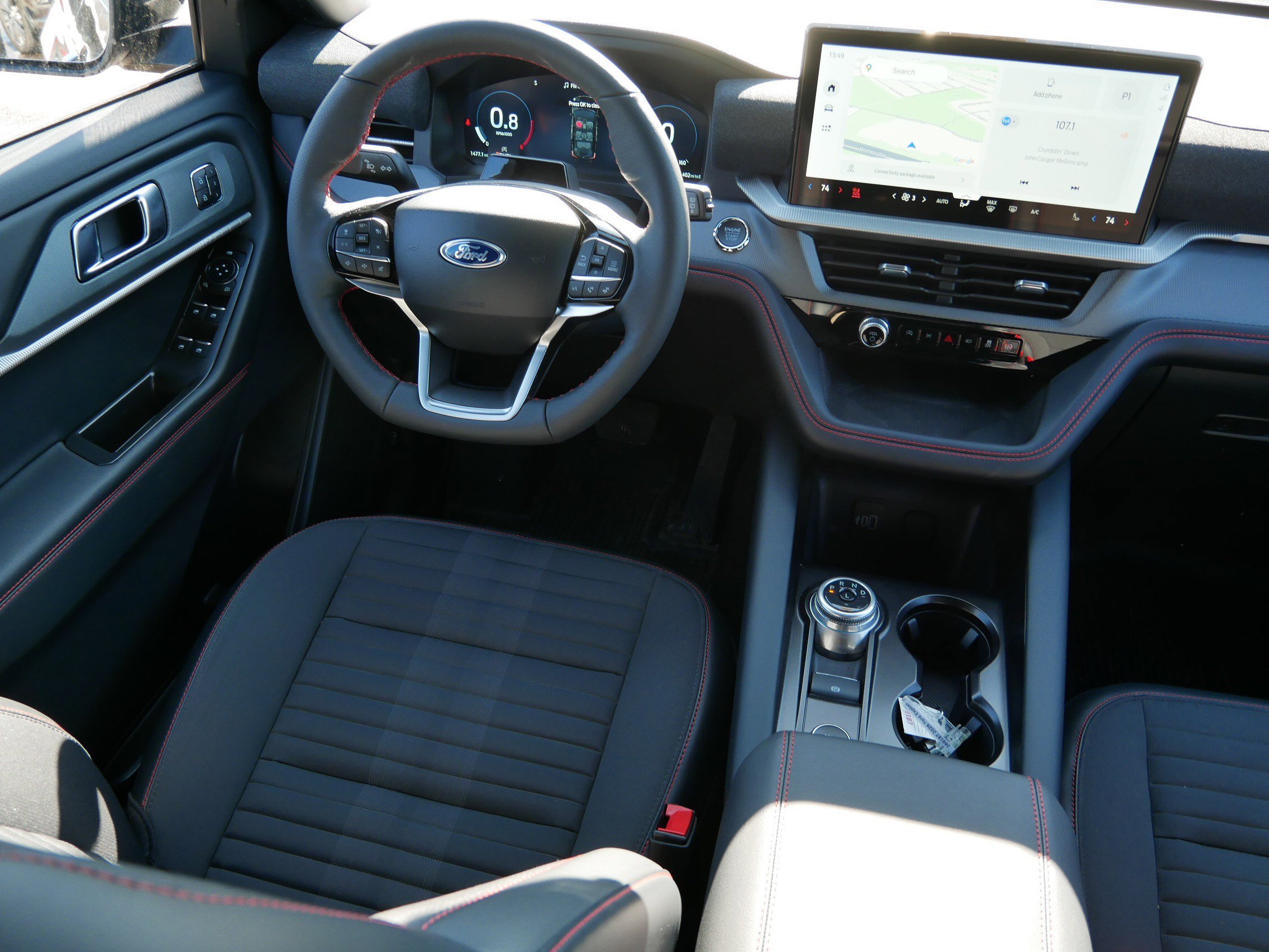 Used 2026 Ford Explorer ST-Line w/ ST-Line Street Pack image 9