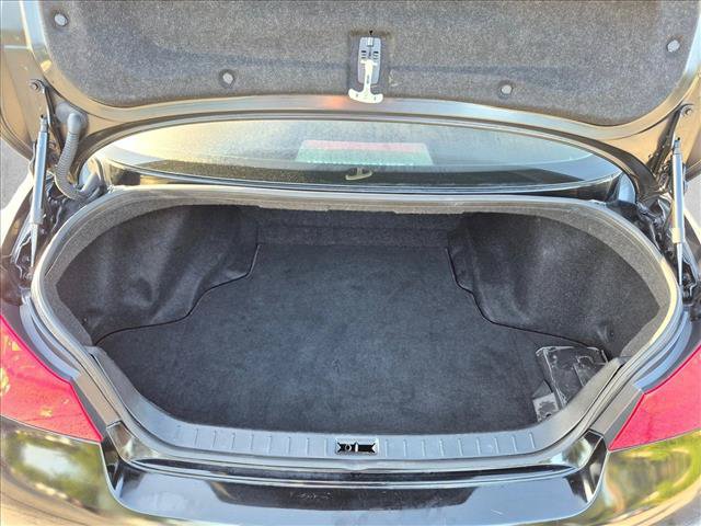 Used 2012 INFINITI G25 Journey RWD image 6
