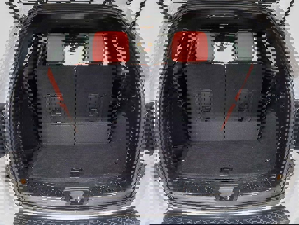 Used 2019 Dodge Durango SRT w/ Premium Interior Group image 17