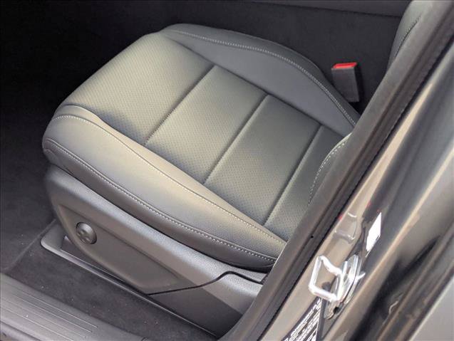 New 2026 Mercedes-Benz GLS 450 4MATIC image 4