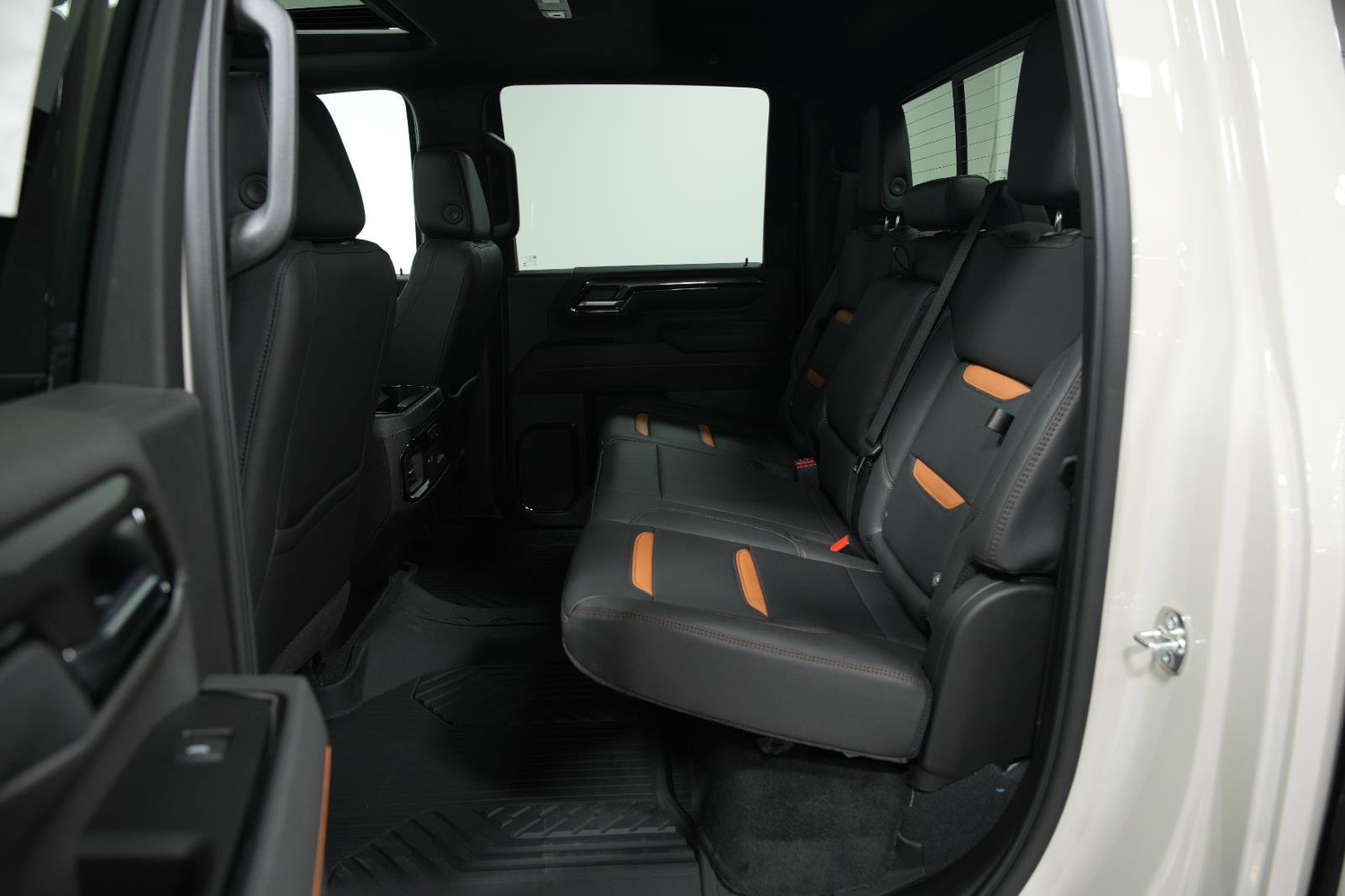New 2026 GMC Sierra 2500 AT4 w/ AT4 Premium Plus Package image 22