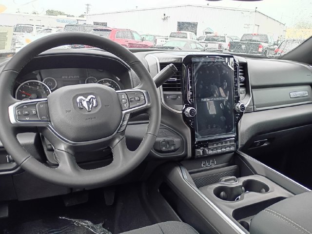 New 2026 RAM 3500 Big Horn AWD/4WD image 10
