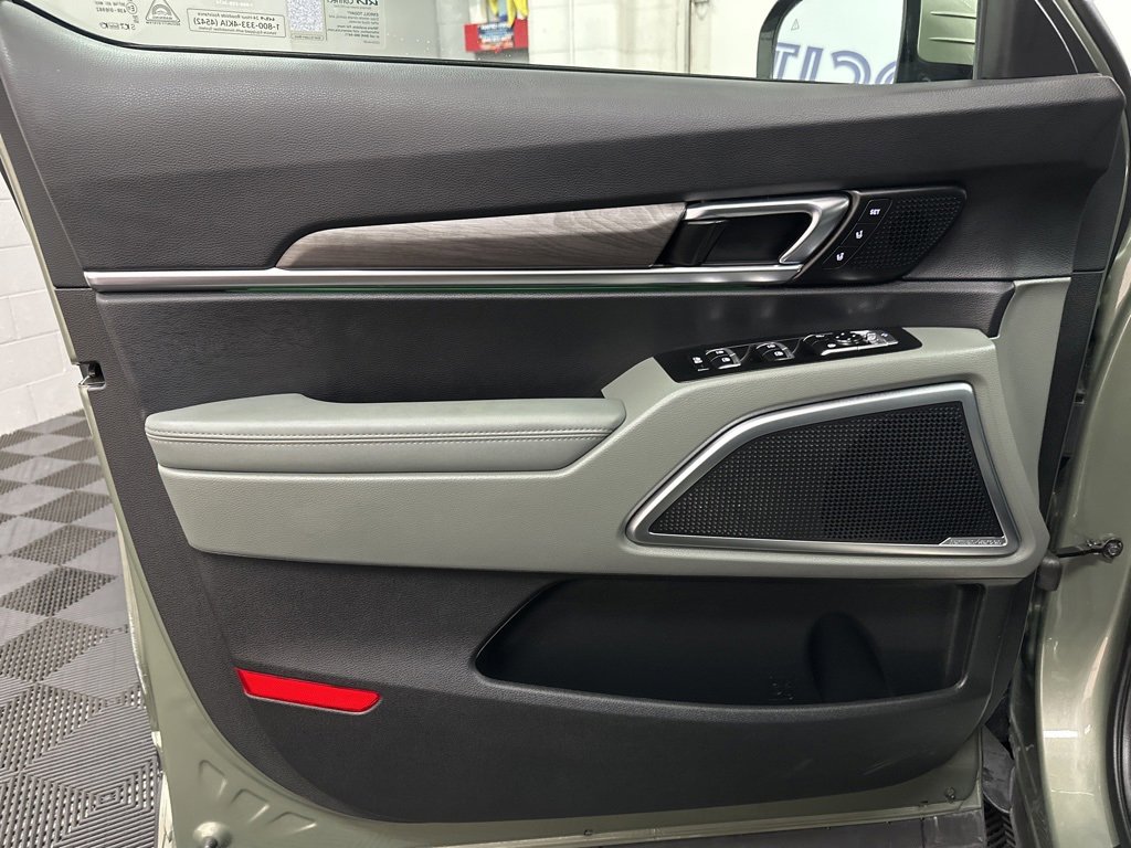 Used 2024 Kia Telluride SX Prestige X-Line image 19