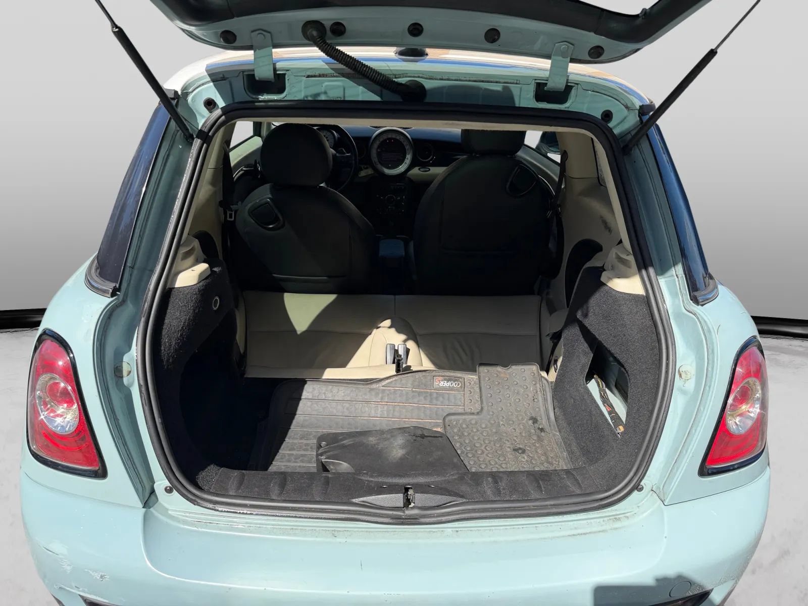 Used 2011 MINI Cooper S FWD image 19