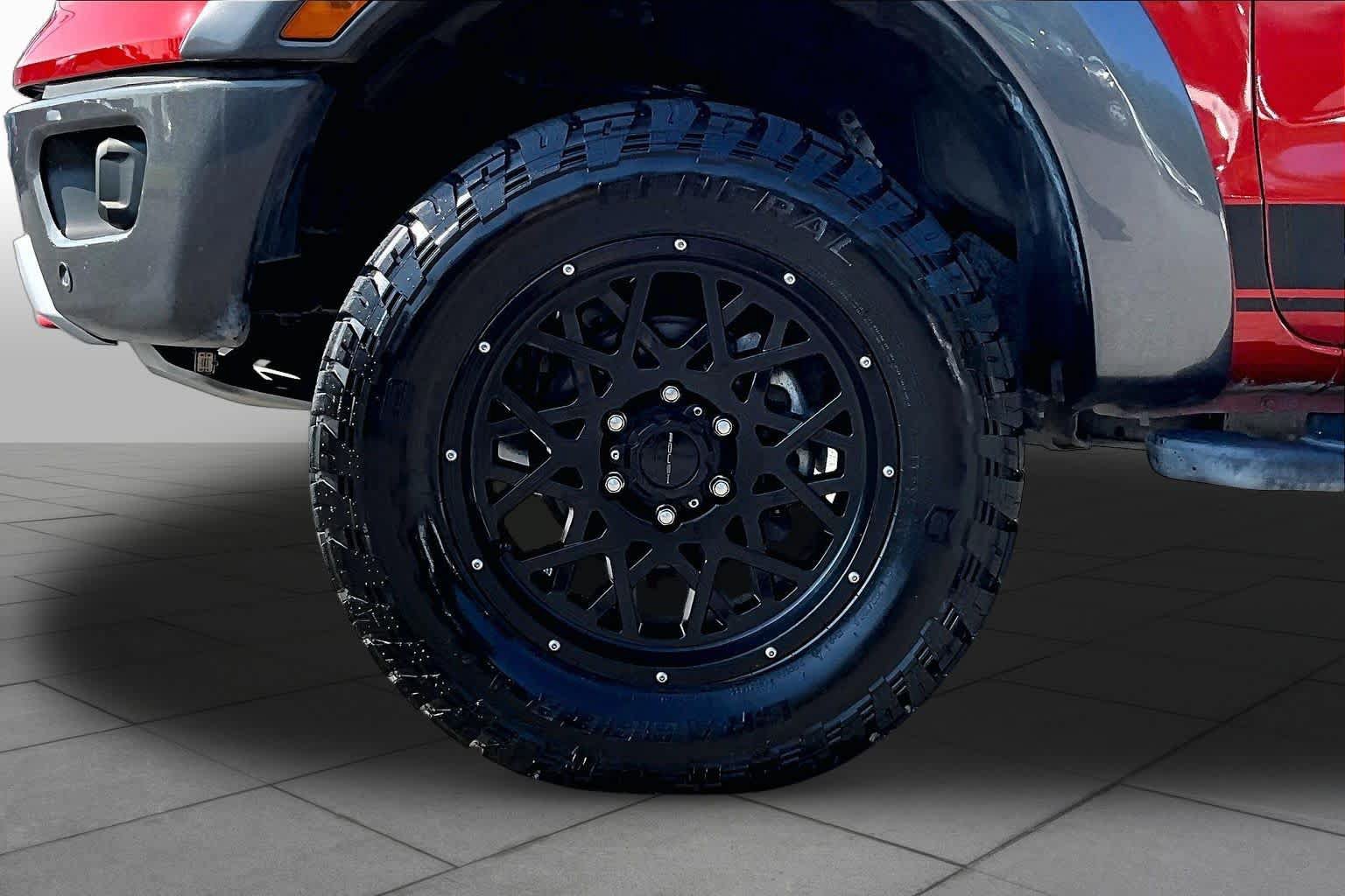 Used 2019 Ford Ranger XLT w/ Equipment Group 302A Luxury AWD/4WD image 11