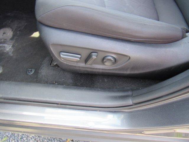 Used 2021 Toyota RAV4 XLE FWD image 26