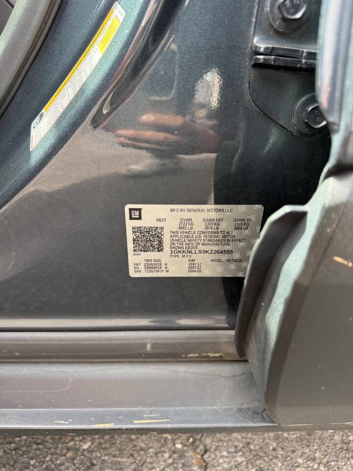 Used 2019 GMC Acadia SLE w/ Driver Alert Package I image 9