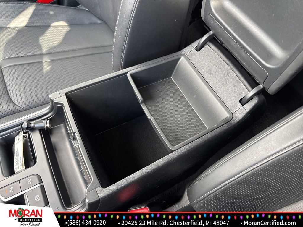 Used 2025 Kia Sorento S image 19