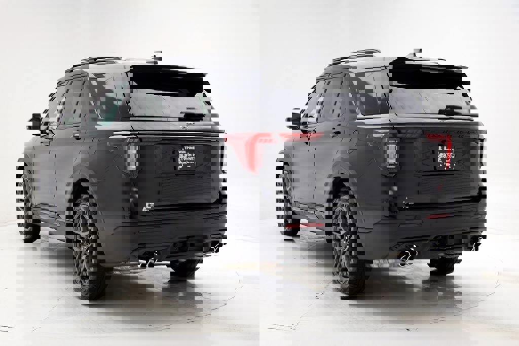 Used 2025 Ford Explorer ST image 7