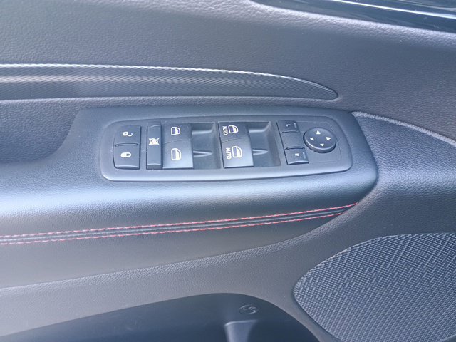 Used 2025 Dodge Durango GT AWD/4WD image 23