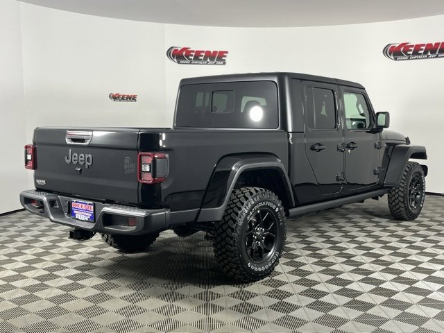 New 2025 Jeep Gladiator Willys image 3