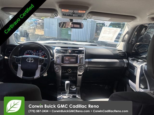 Used 2018 Toyota 4Runner SR5 AWD/4WD image 33