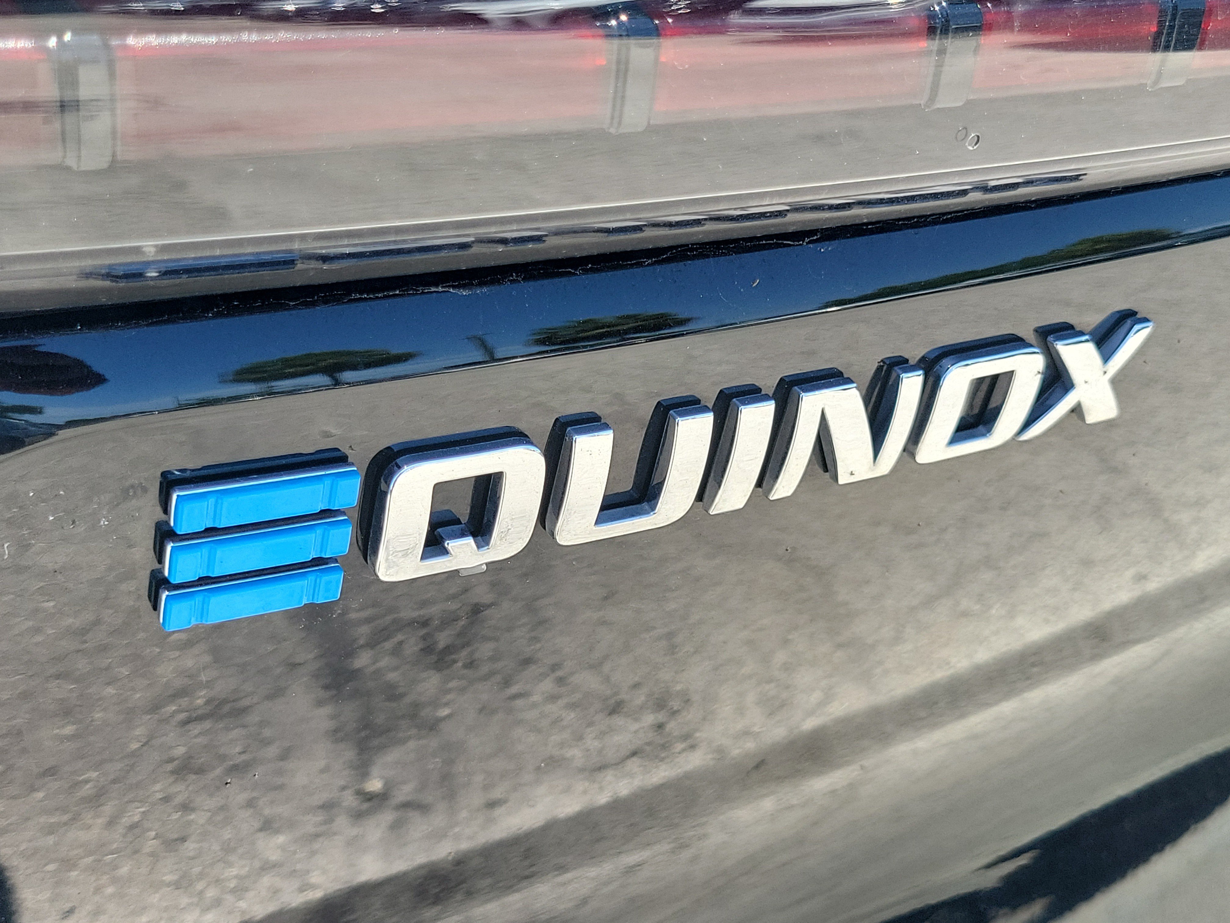 Used 2024 Chevrolet Equinox EV LT FWD image 11