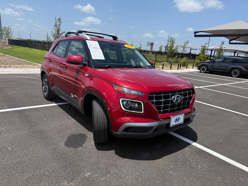 Certified 2023 Hyundai Venue Limited FWD image 2