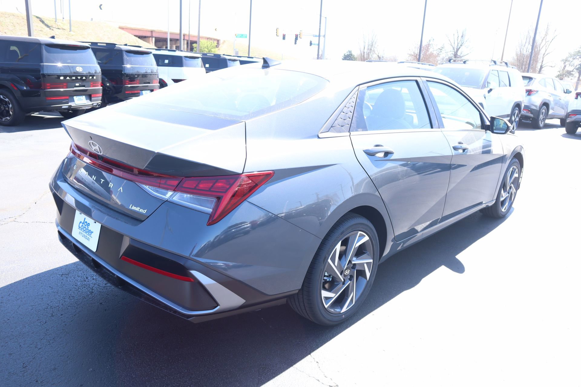 New 2026 Hyundai Elantra Limited image 6