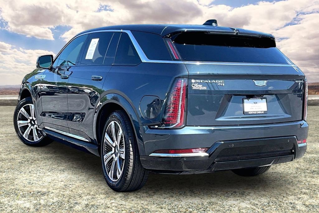 Certified 2025 Cadillac Escalade IQ Luxury 2 image 4