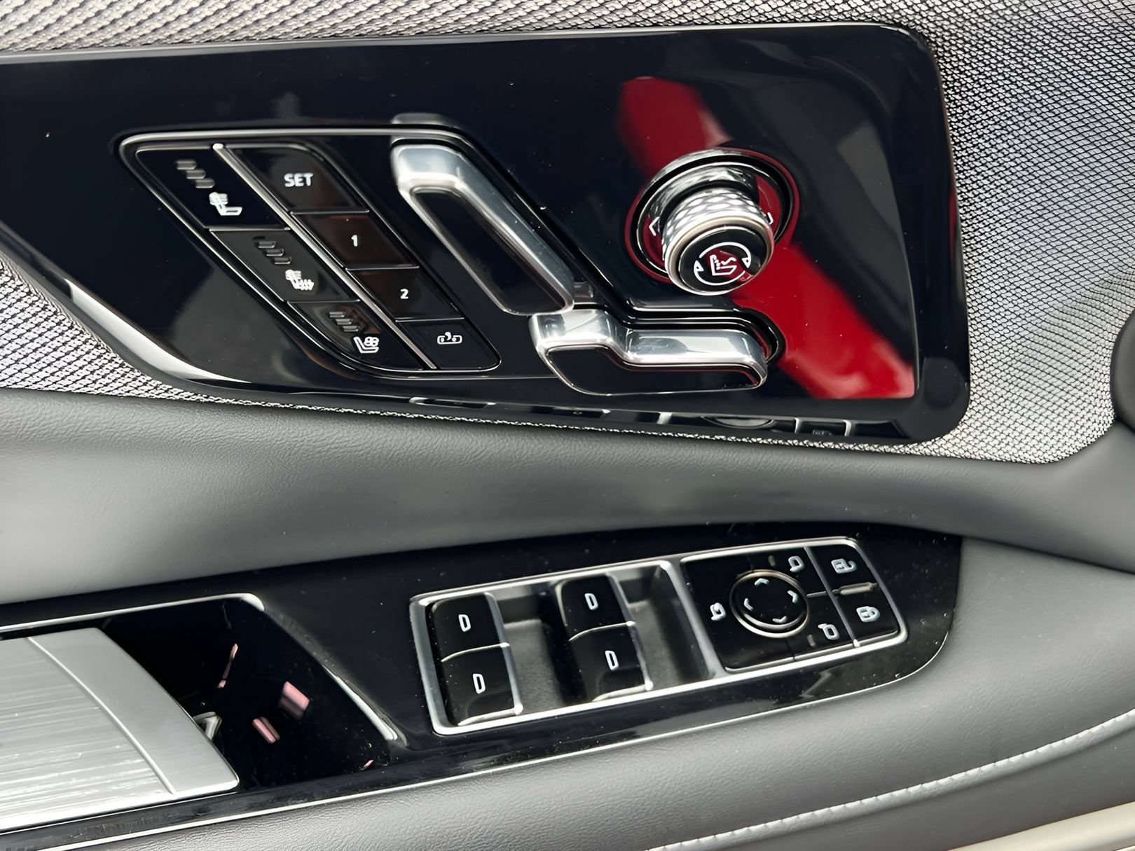 New 2026 Cadillac Optiq Sport 2 RWD image 10