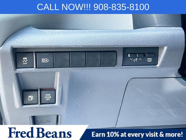 Used 2023 Toyota Sienna LE image 13