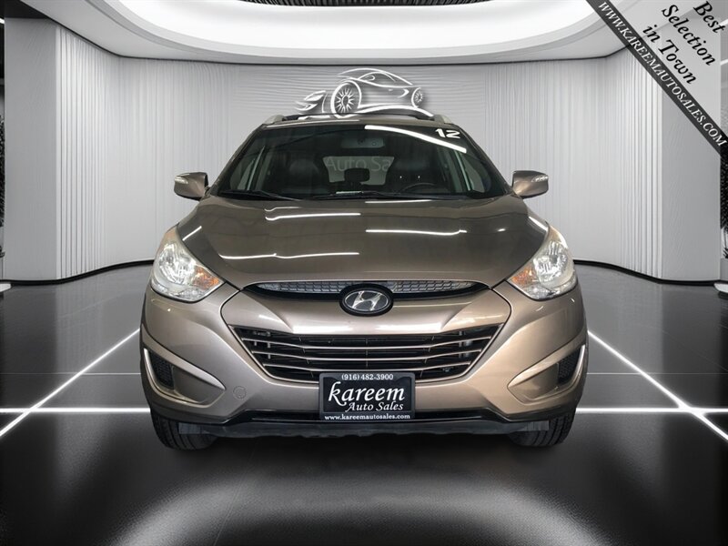 Used 2012 Hyundai Tucson GLS FWD image 2