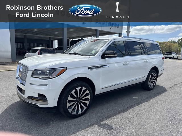 Used 2024 Lincoln Navigator L Reserve image 1