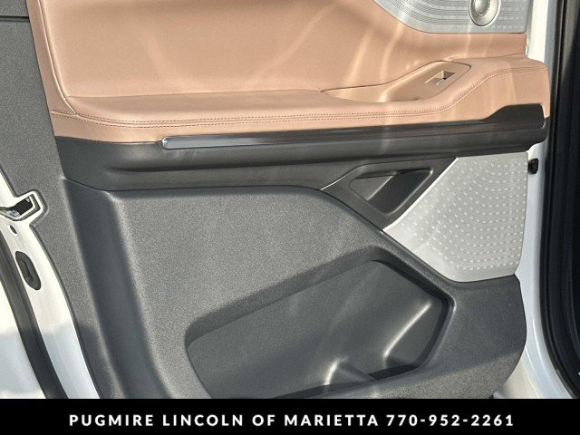 New 2026 Lincoln Navigator L Black Label image 12