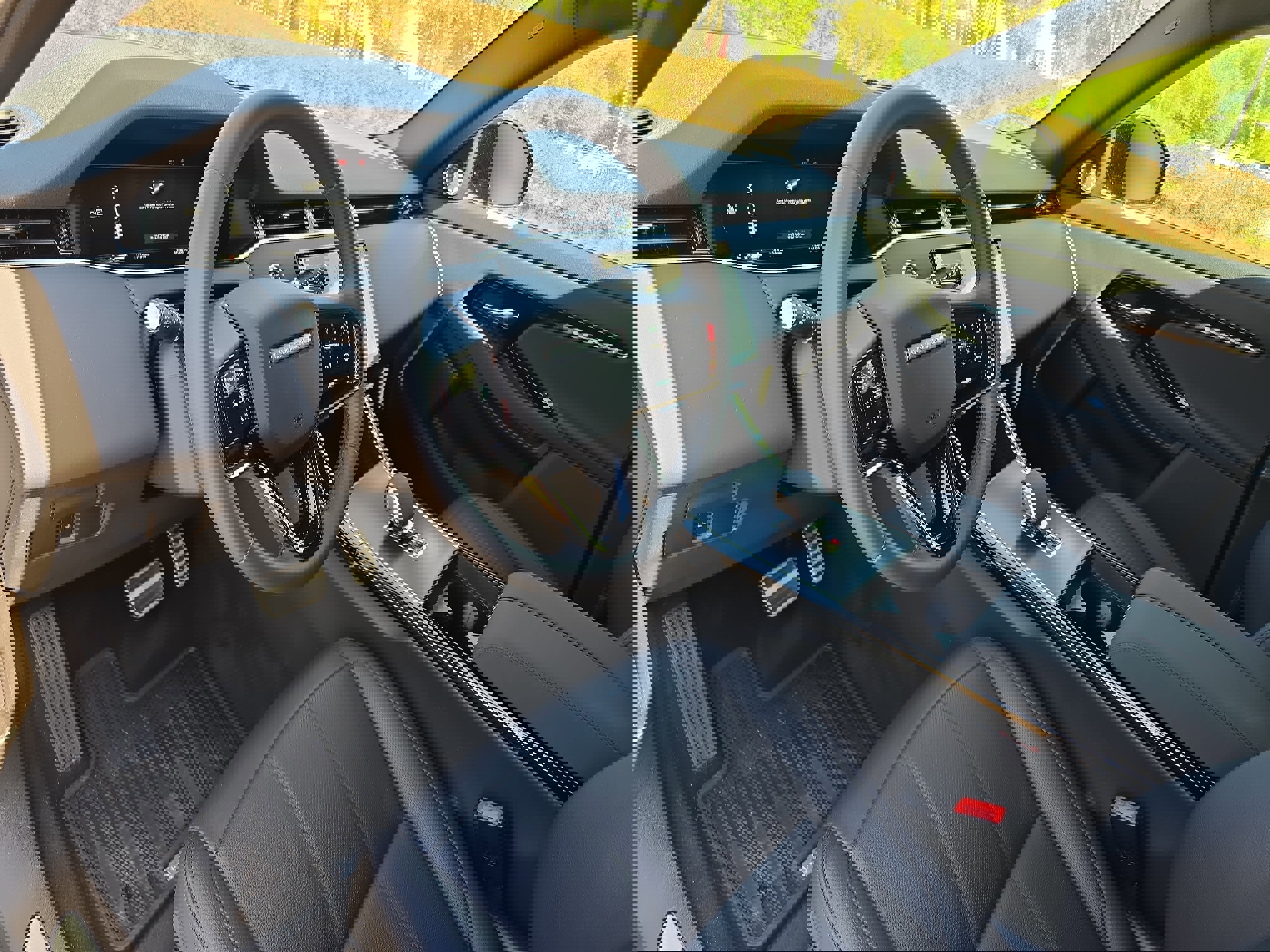 Certified 2026 Land Rover Range Rover Evoque Dynamic SE image 16