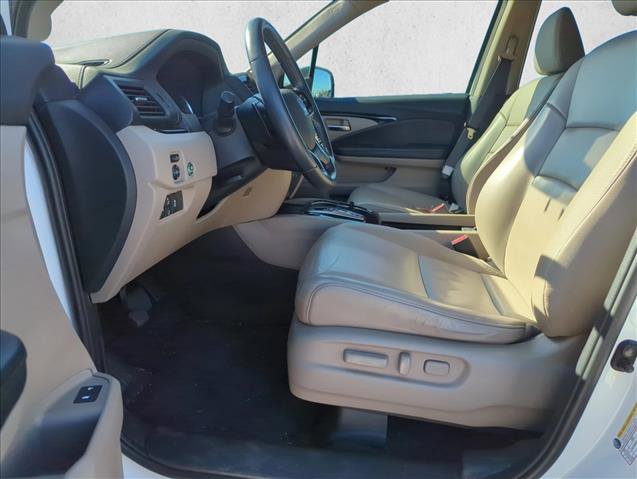 Used 2021 Honda Pilot Touring image 9