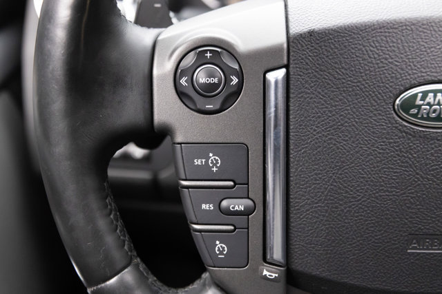 Used 2016 Land Rover LR4 HSE AWD/4WD image 70