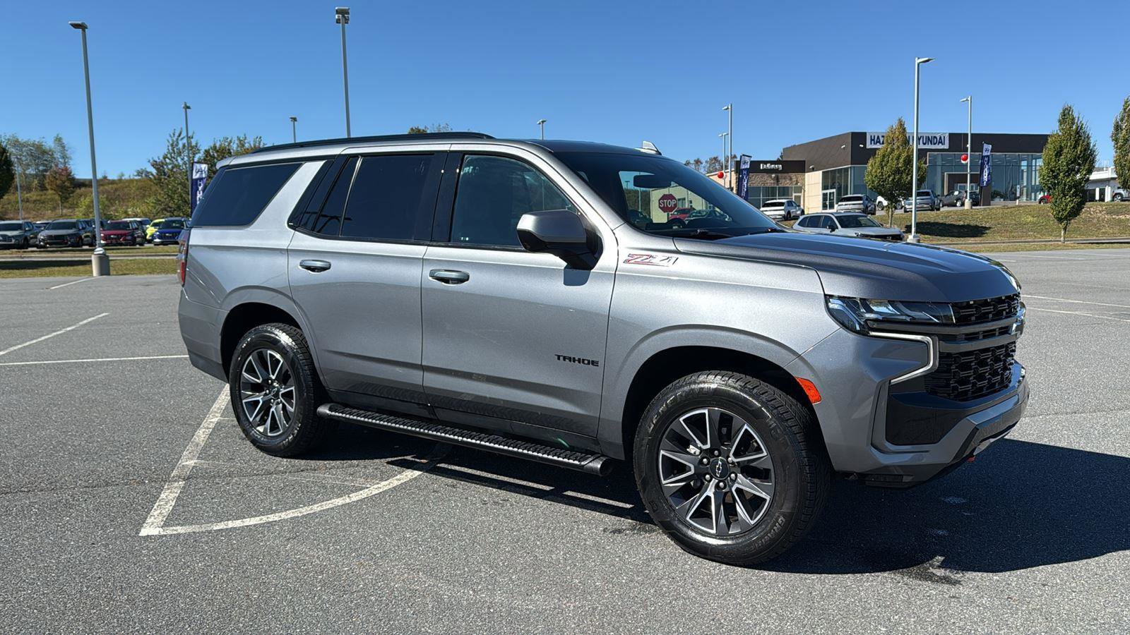 Used 2021 Chevrolet Tahoe Z71 image 2