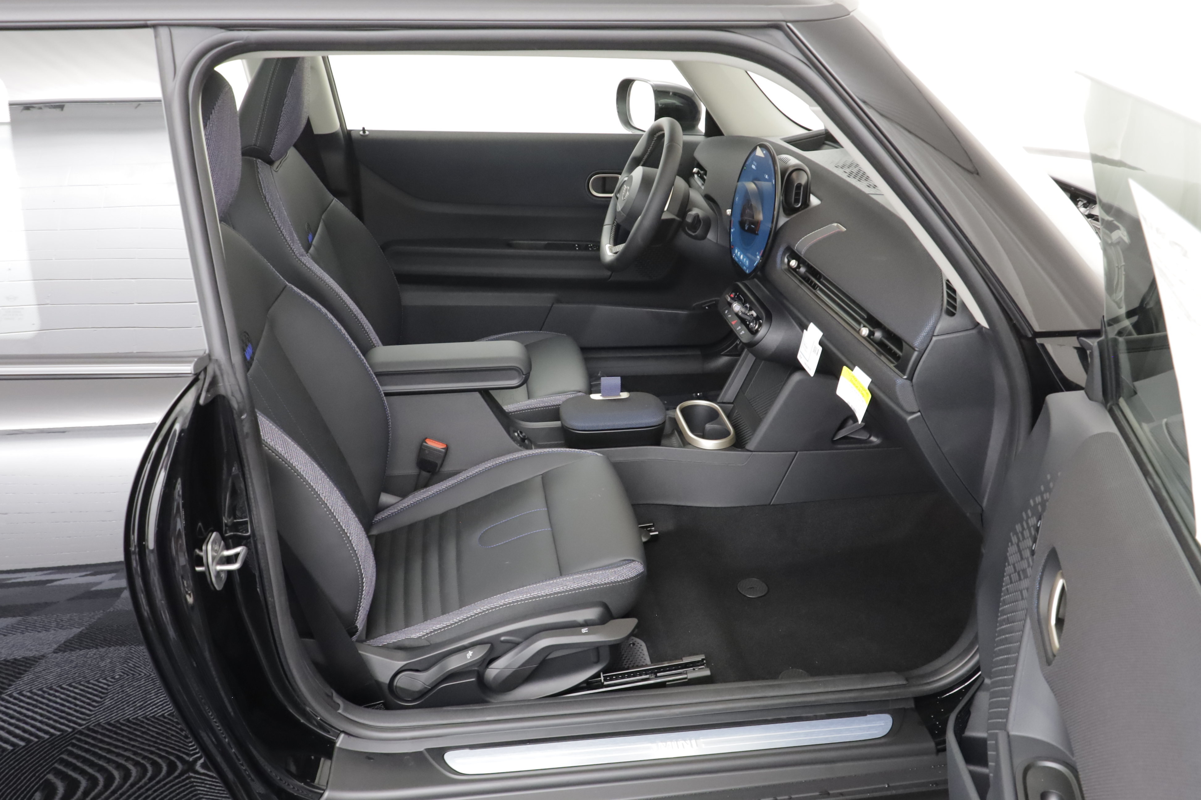 New 2027 MINI Cooper 2-Door Hardtop FWD image 25