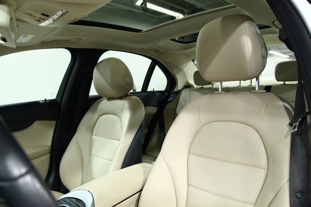 Used 2017 Mercedes-Benz C 300 4MATIC Sedan image 18