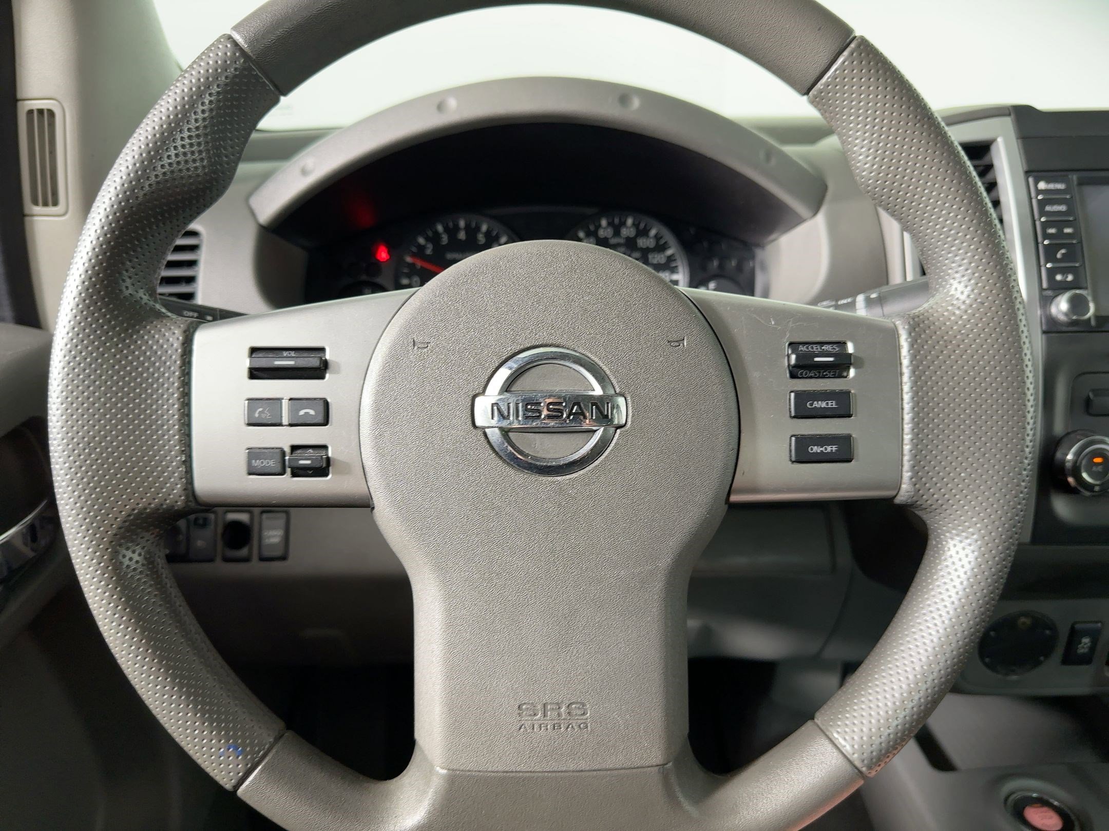 Used 2021 Nissan Frontier SV image 14