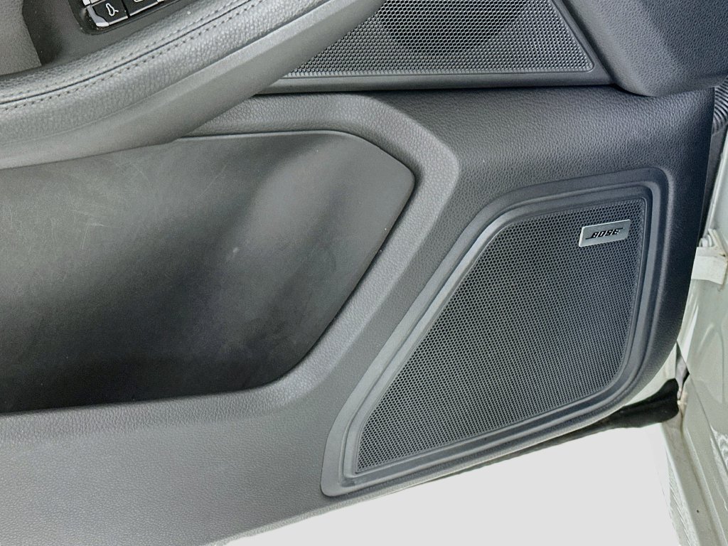 Certified 2024 Porsche Macan AWD/4WD image 21