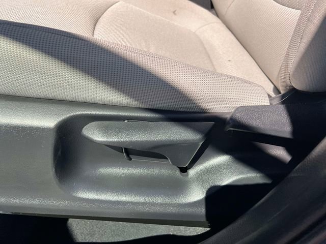 Certified 2023 Toyota Corolla Cross L image 20