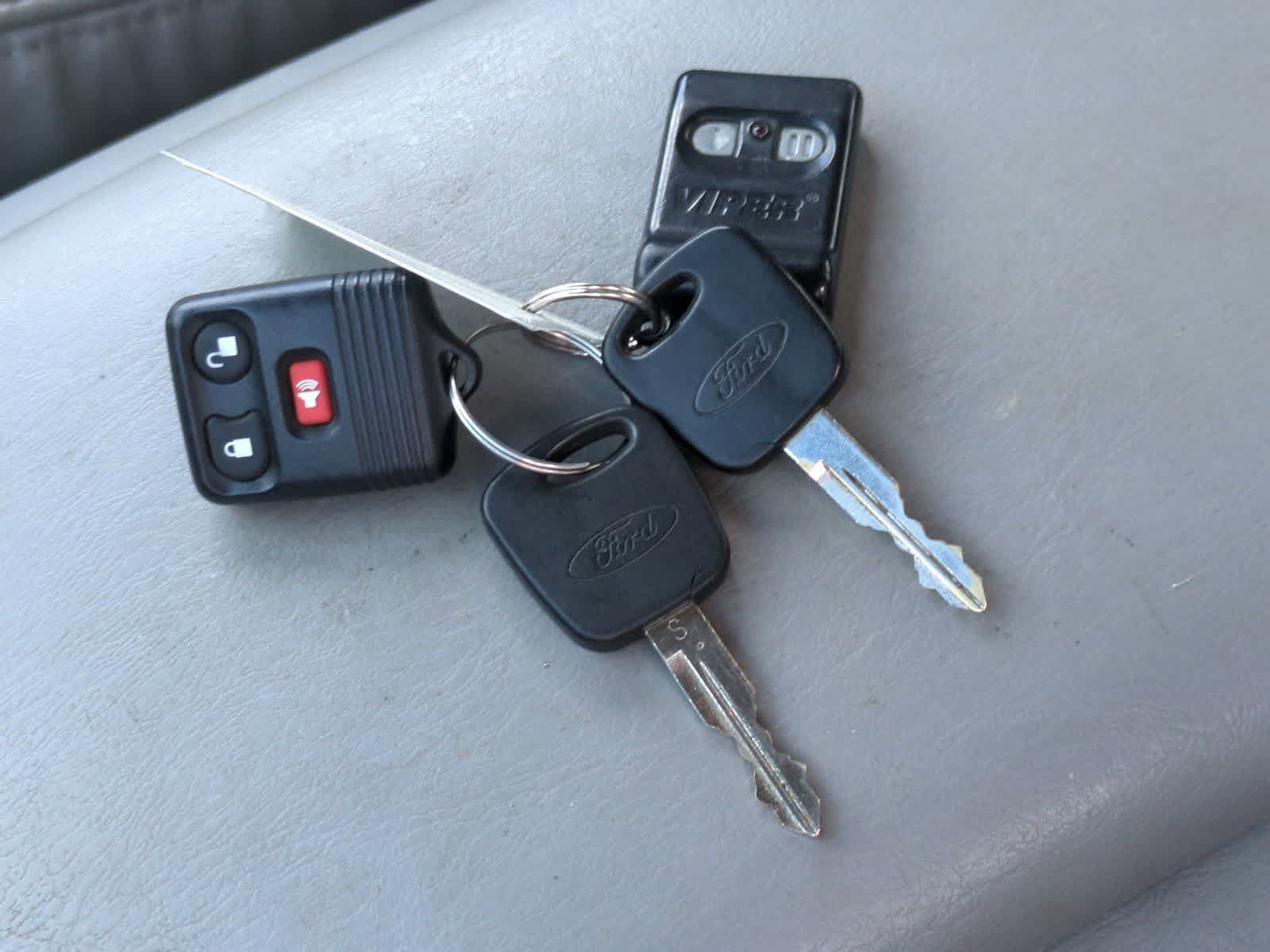 Used 2001 Ford F150 Lariat AWD/4WD image 26