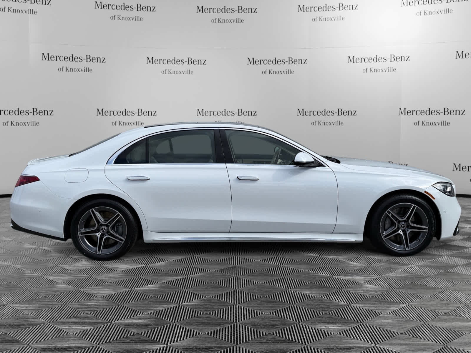 New 2026 Mercedes-Benz S 580 4MATIC Sedan image 6