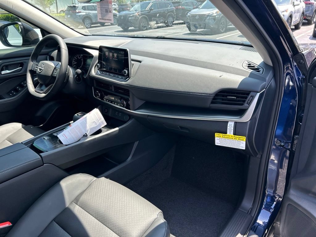 New 2026 Nissan Rogue Dark Armor FWD image 41