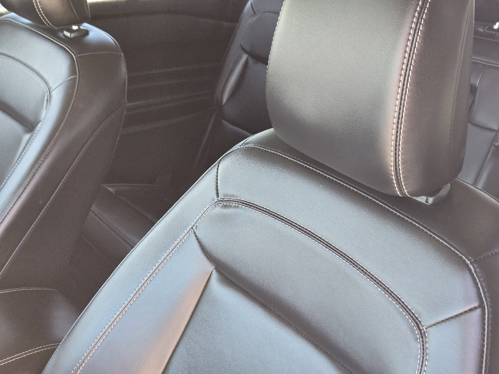 Used 2021 Ford Explorer XLT w/ Equipment Group 202A image 20