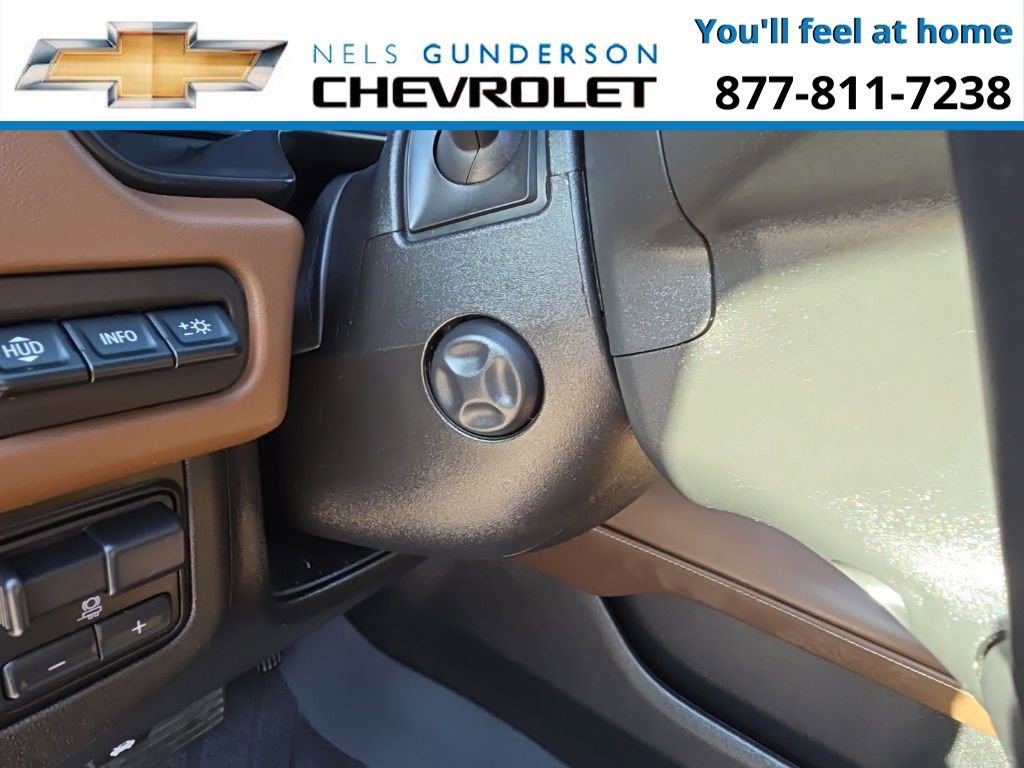 Certified 2024 Chevrolet Suburban High Country w/ Advanced Technology Package image 24