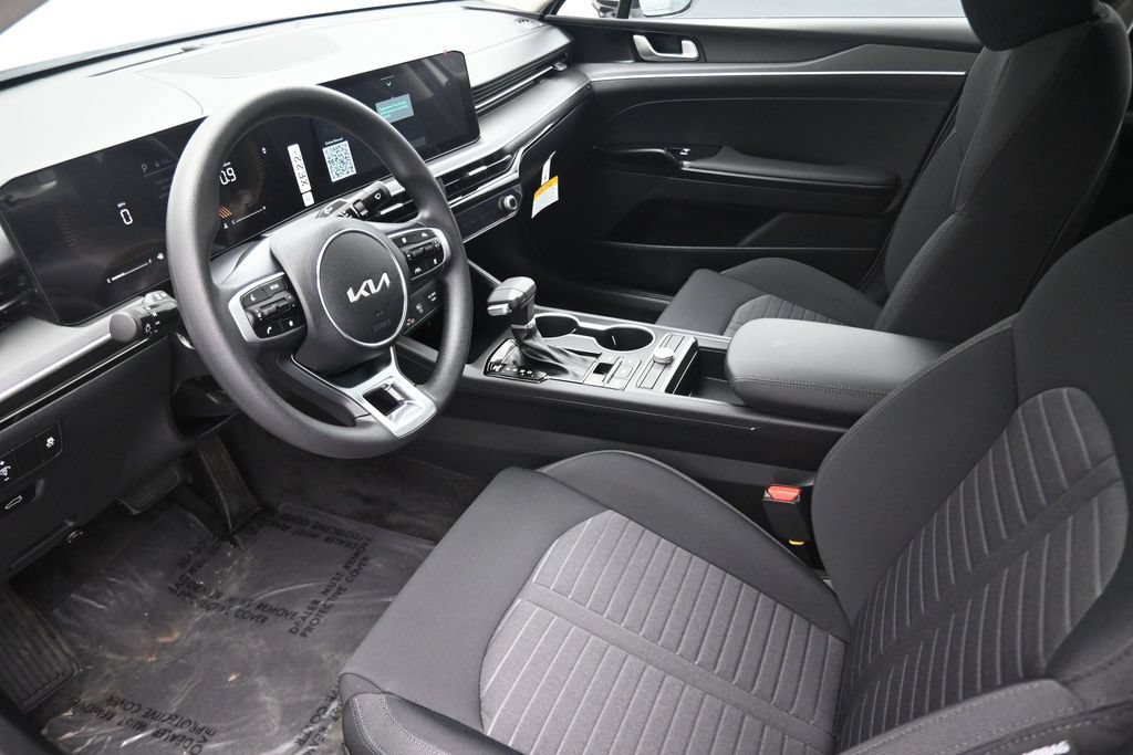 New 2026 Kia K5 LXS FWD image 15